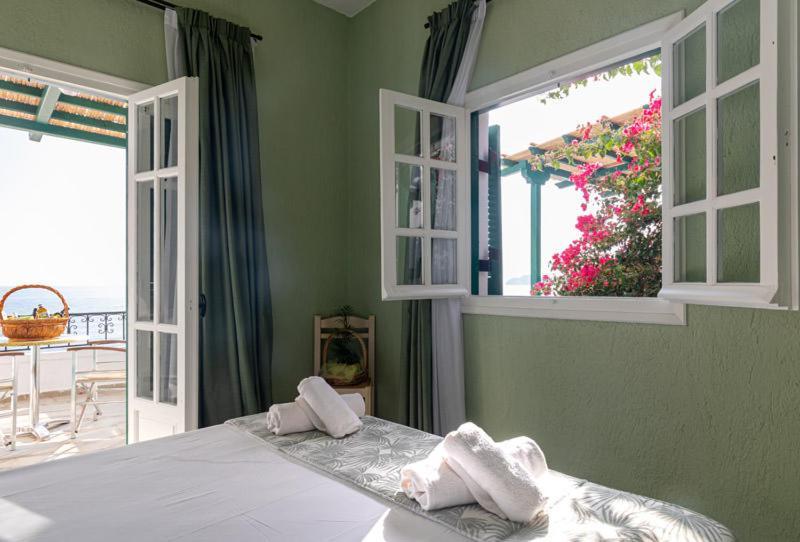 Triton Authentic Cretan Hotel Цуцурос Экстерьер фото