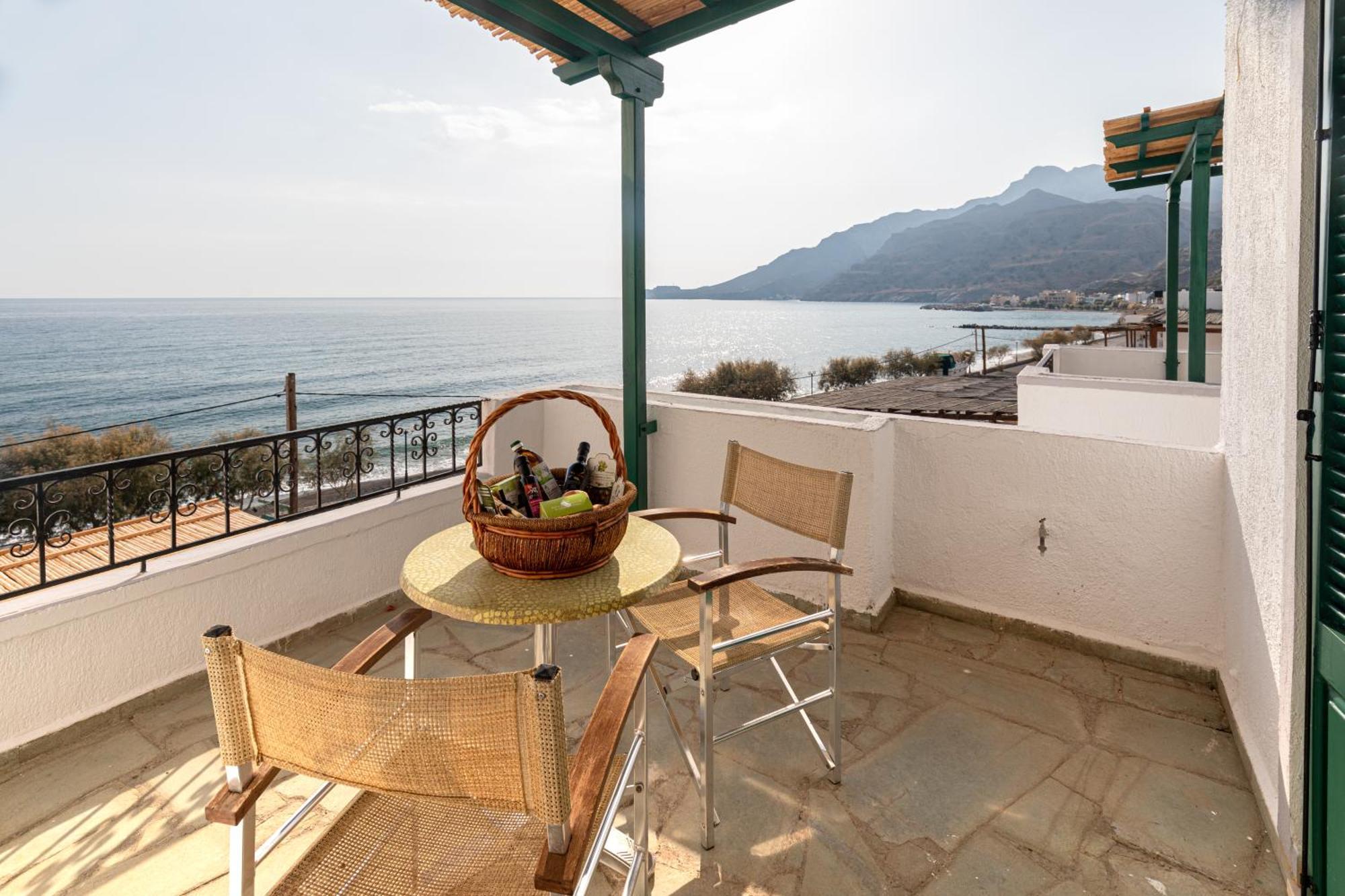 Triton Authentic Cretan Hotel Цуцурос Экстерьер фото