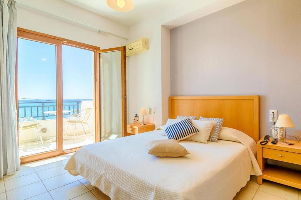 Triton Authentic Cretan Hotel Цуцурос Экстерьер фото