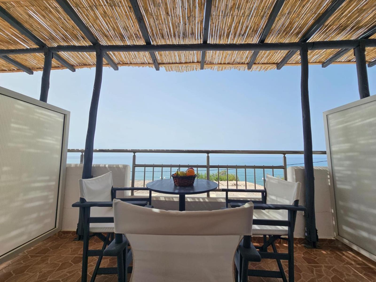 Triton Authentic Cretan Hotel Цуцурос Экстерьер фото
